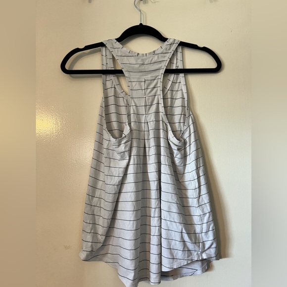 Lululemon Love Tank Pleated - Picture 2 of 2
